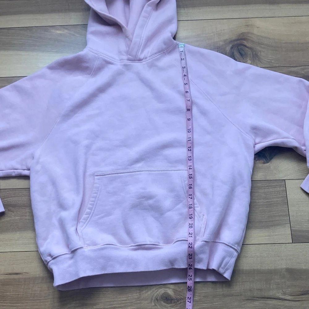 Aritzia Sweatfleece Megafit Pullover Hoodie - Picture 8 of 11